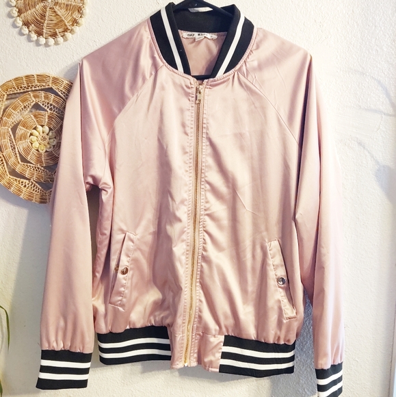 Say What? Jackets & Blazers - ❄️2/$20 Say What? Rose Pink Satin Bommer Jacket